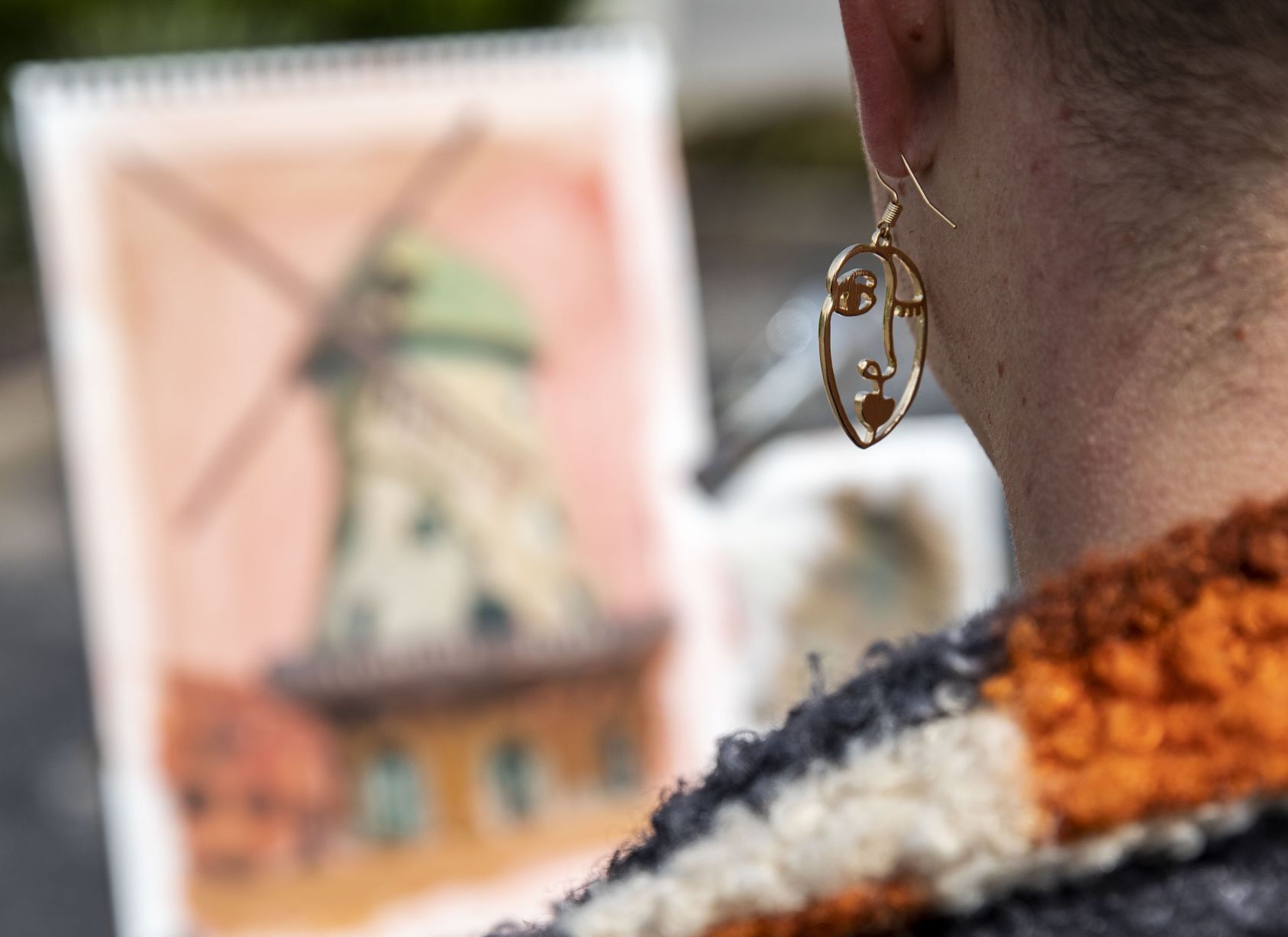 Nicholas Holman gains following through personality and art